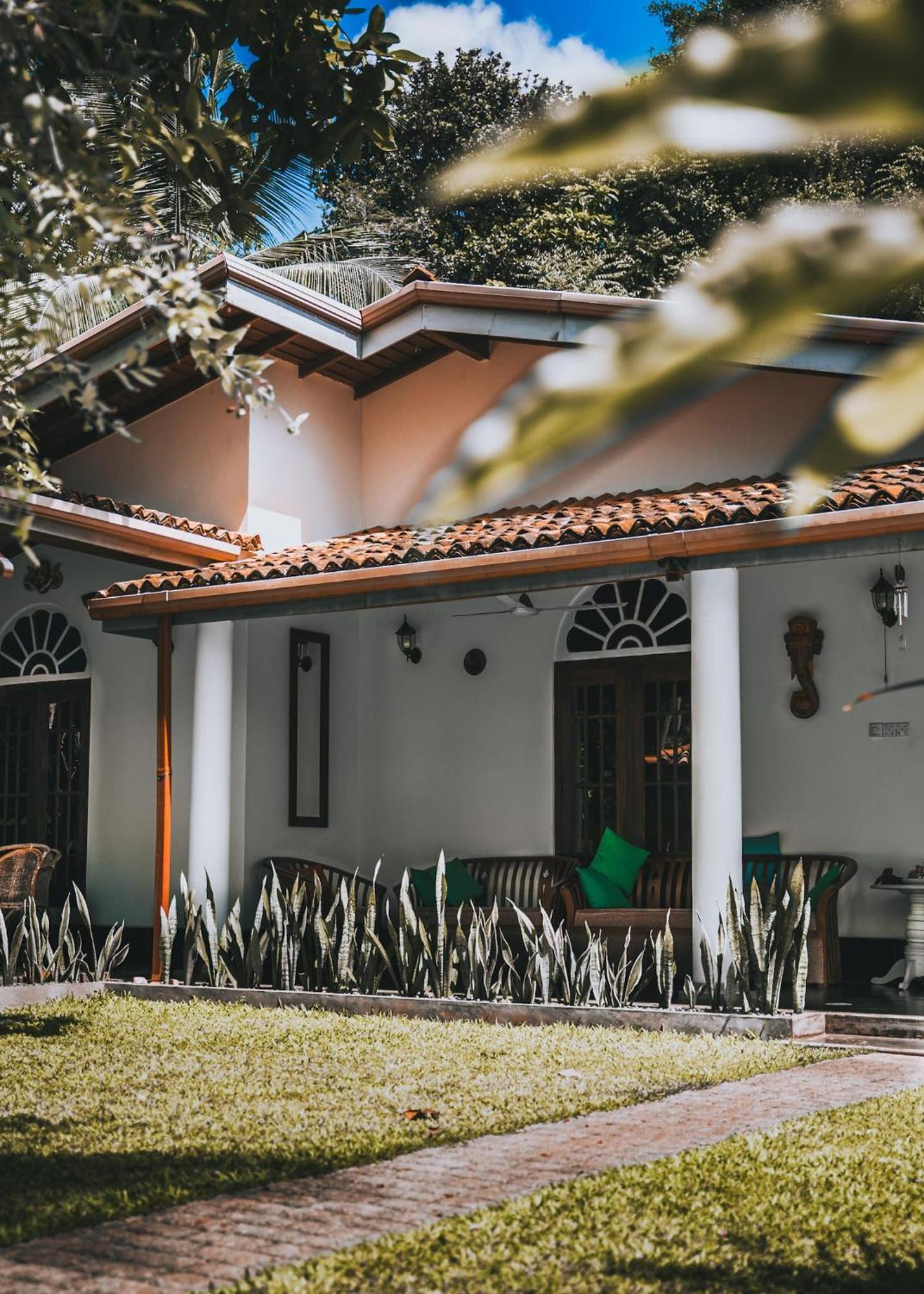 Villa Ali Unawatuna Buitenkant foto